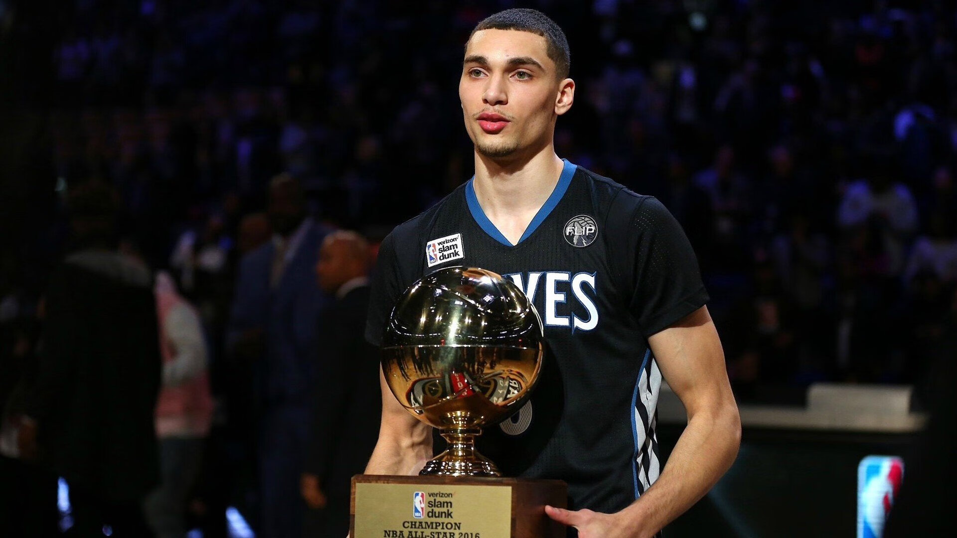 九游.中国官网-森林狼内线球员赛前进行高强度力量训练，森林狼赢